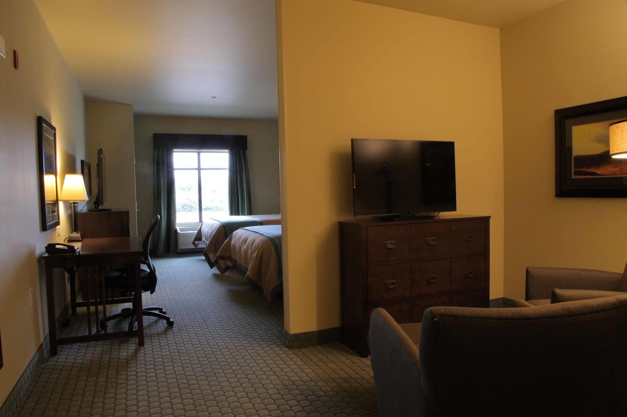 Little Missouri Inn & Suites Watford City Eksteriør bilde